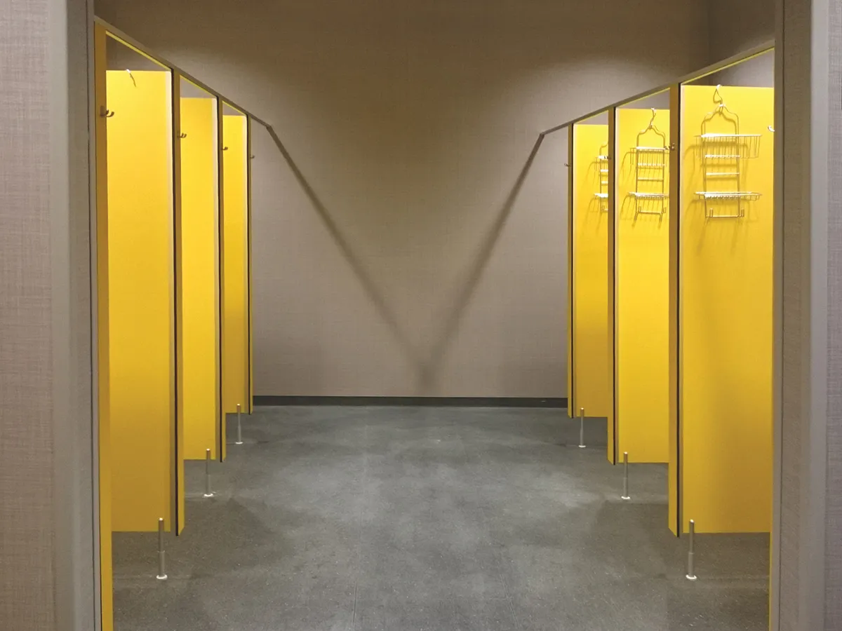 Leichte HPL-Trennwände